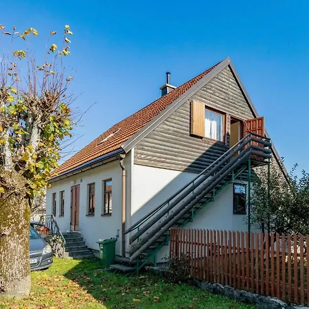 2 Bedroom Lovely In *
